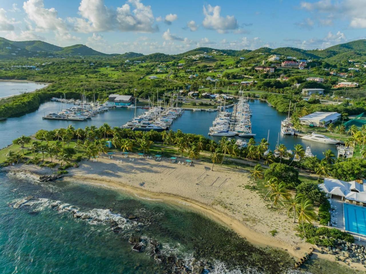 Tamarind Reef Resort Spa & Marina Christiansted Extérieur photo
