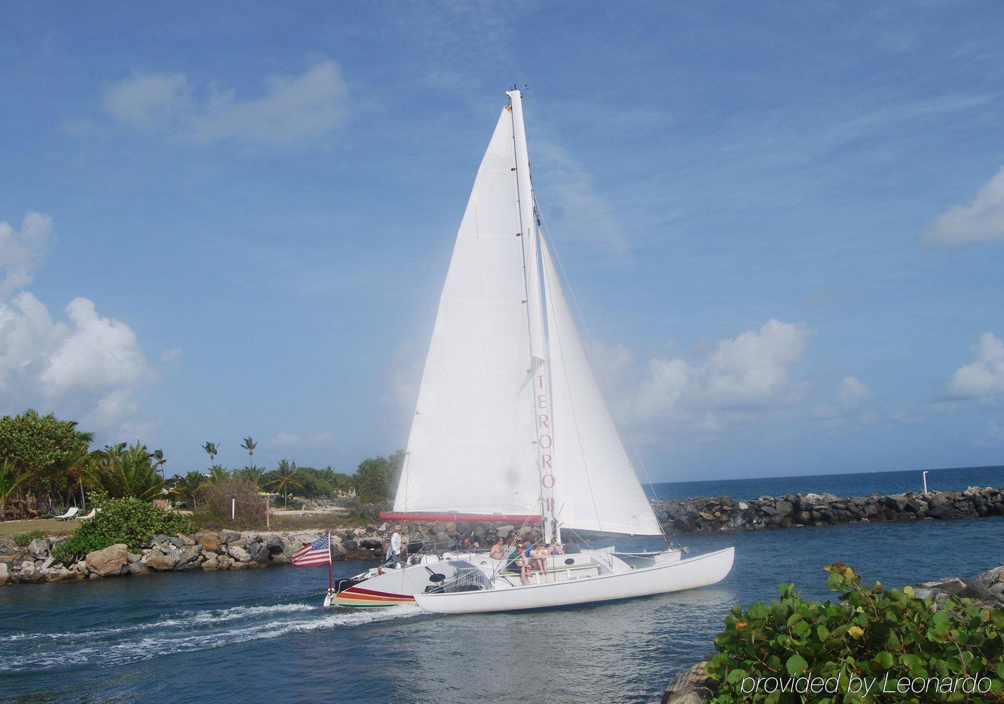 Tamarind Reef Resort Spa & Marina Christiansted Extérieur photo